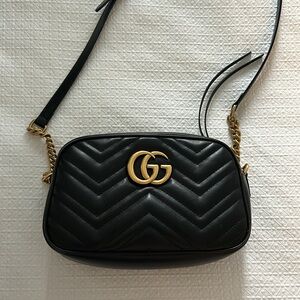 Gucci GG Marmont small shoulder bag!
